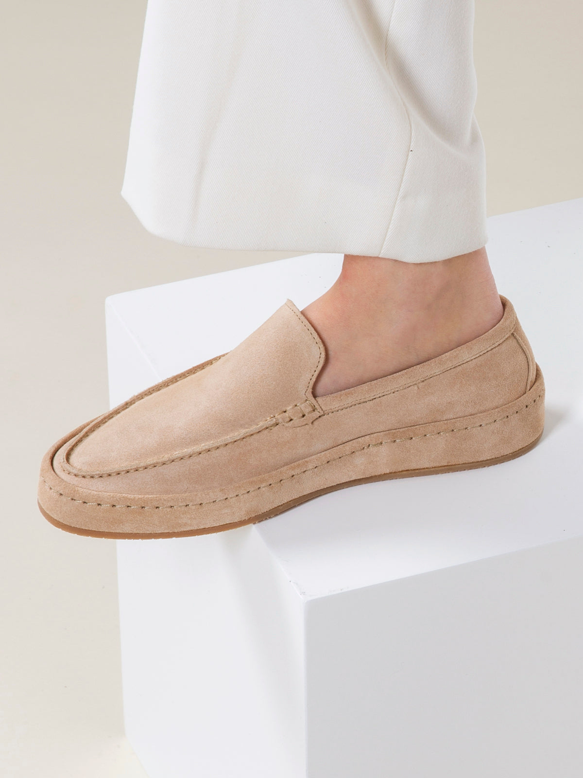 Lady Light Beige Voyager Loafer – Positano Life